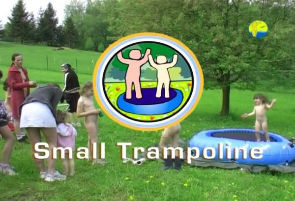 Small Trampoline - Naturist freedom family nudism video [720×480 | 01:23:43 | 2.1 GB]