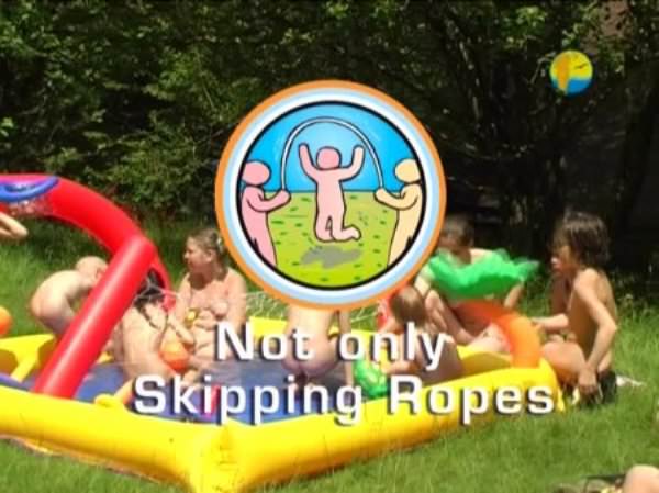 Not only Skipping Ropes - Naturist freedom family nudism video [720x480 | 00:55:01 | 2.23 GB]
